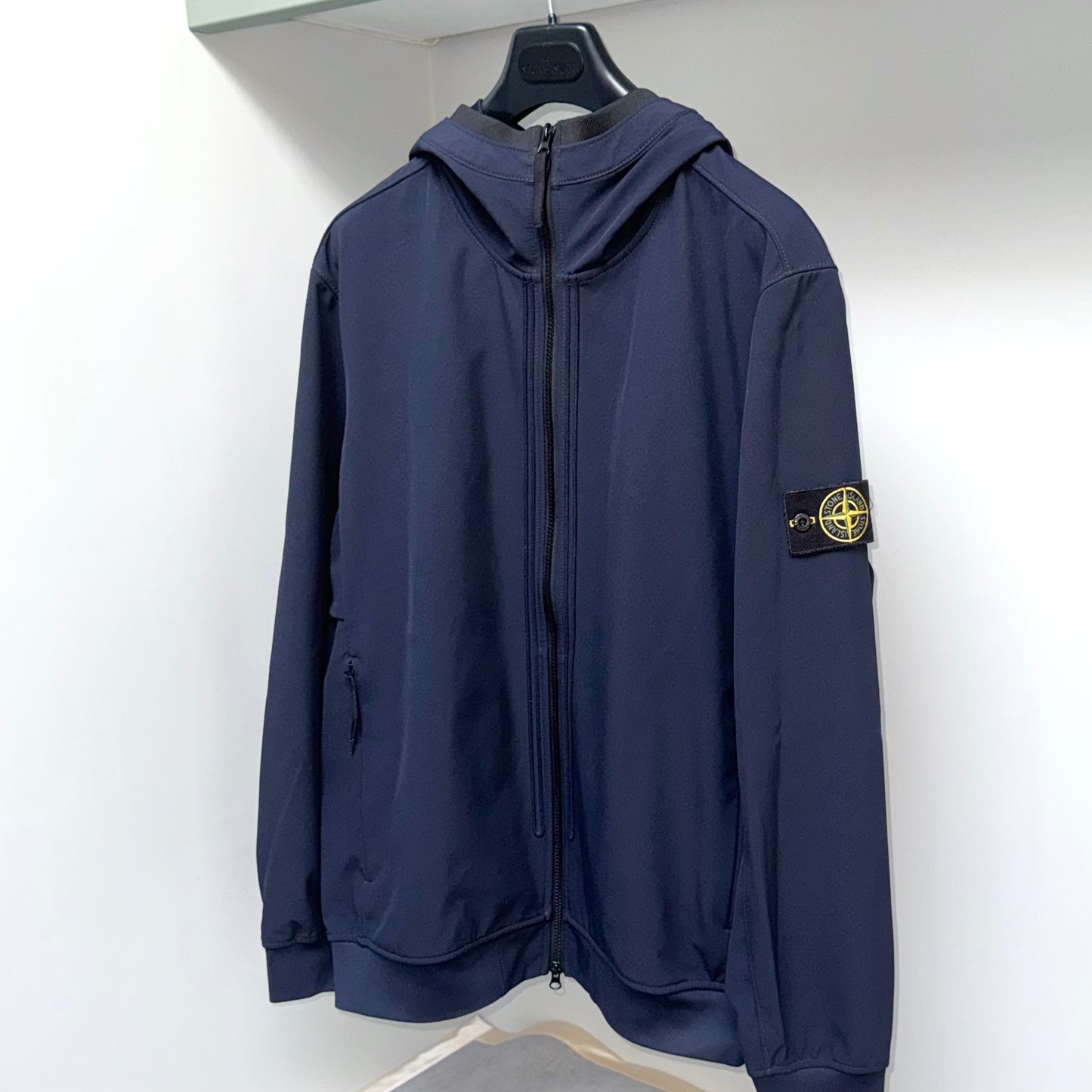 Stone Island Light Soft Shell-R e.dye Technology Full Zip Badge Jacket - XXL ptp25”