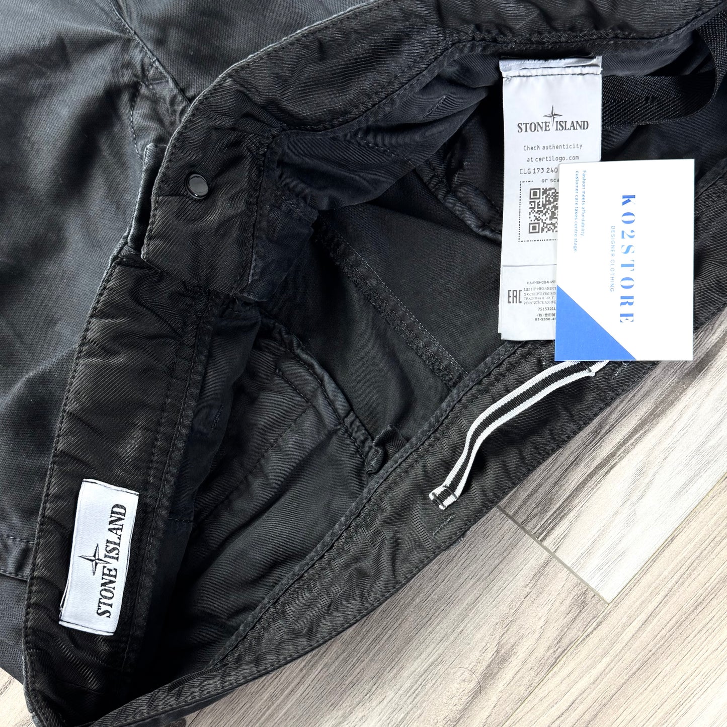 Stone Island Badge Cargo Trousers - 36W 34L