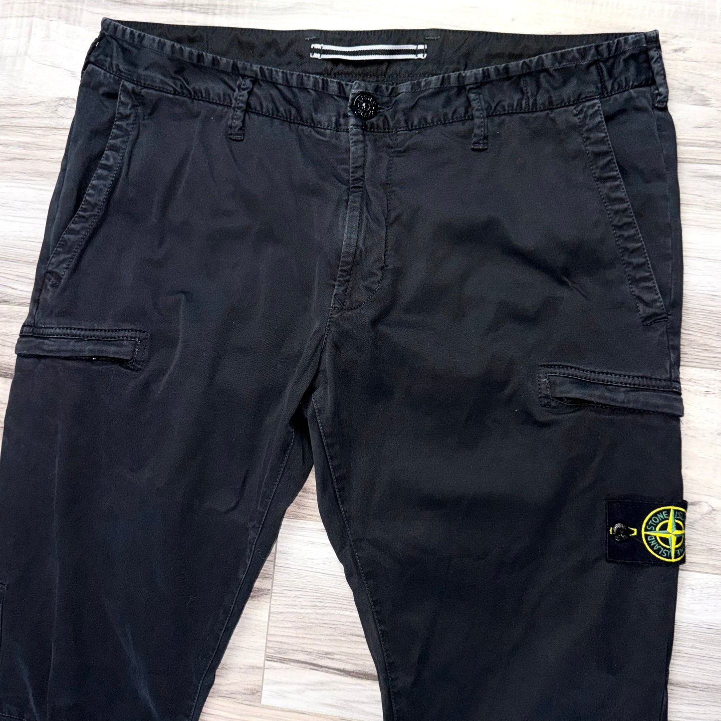 Stone Island Badge Cargo Trousers - 36W 34L