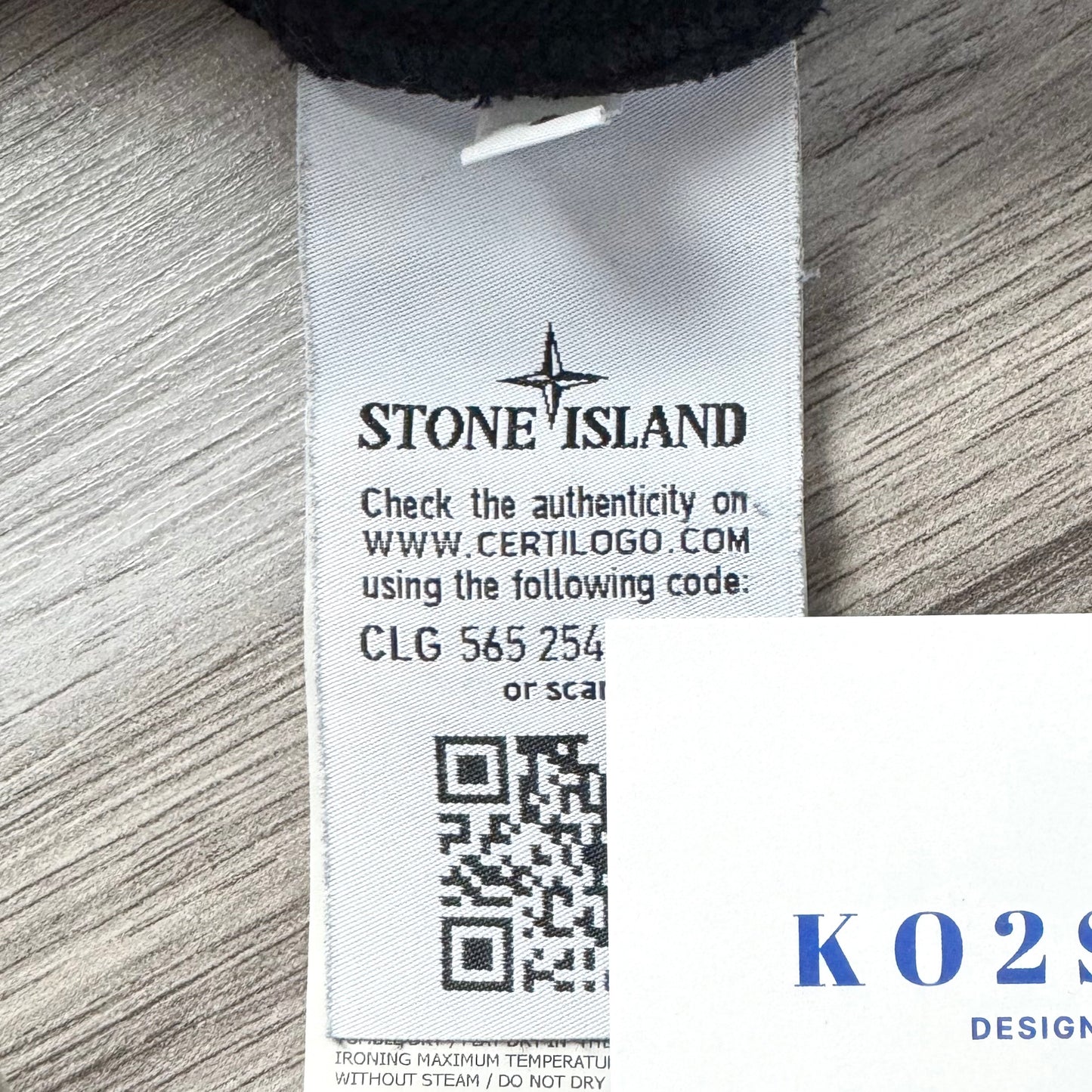 Stone Island Pullover Badge Sweatshirt - Small