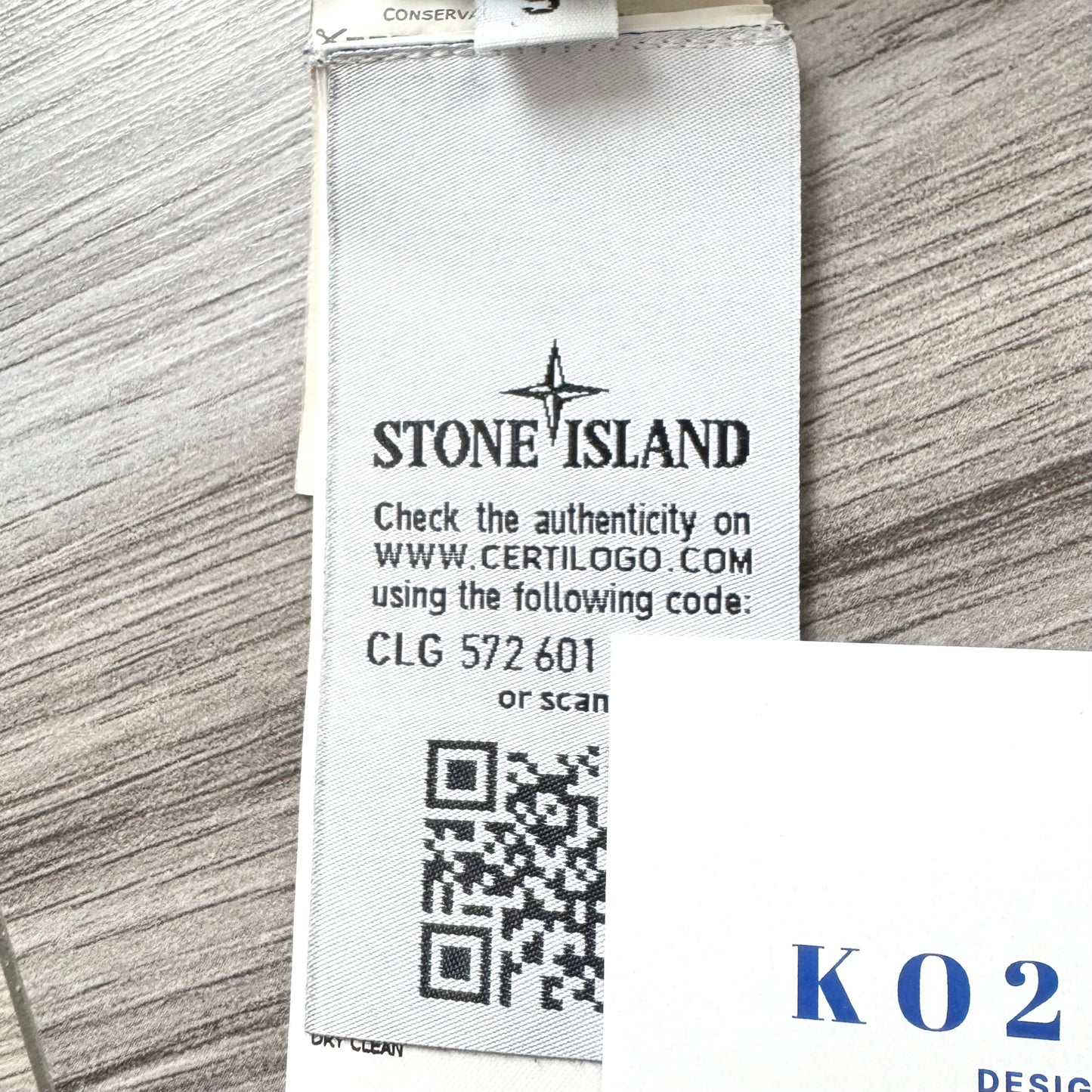 Stone Island Graphic Print T shirt - Small