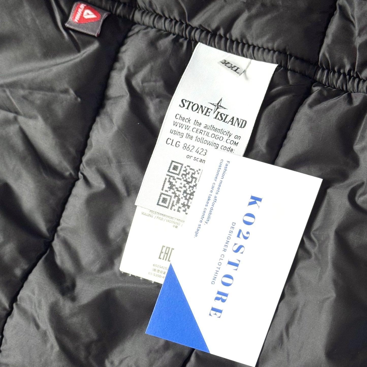 Stone Island Water Repellent Supima Cotton With Primaloft Insulation Technology Full Zip Badge Jacket - XXL ptp25.5”