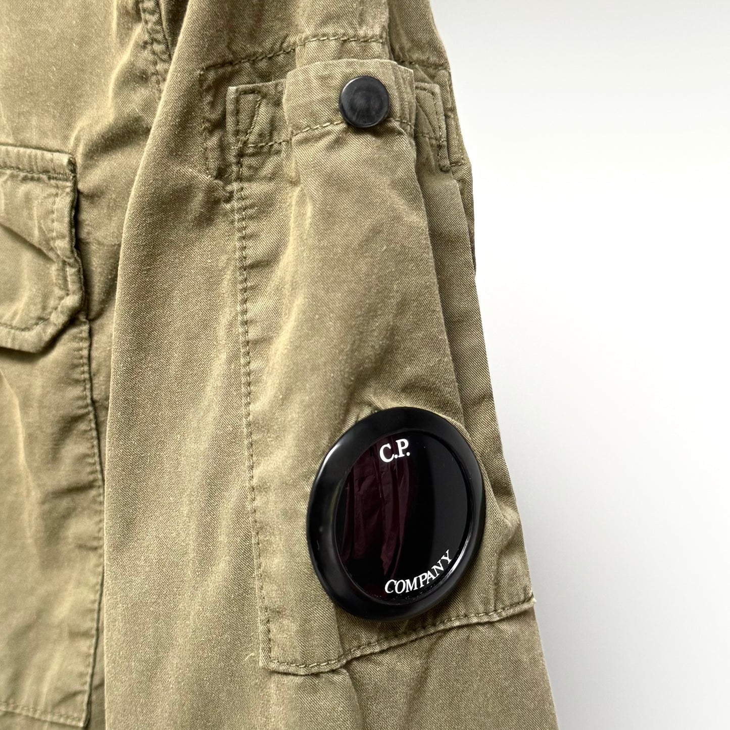CP Company Full Zip Lens Overshirt - Small ptp19.5"
