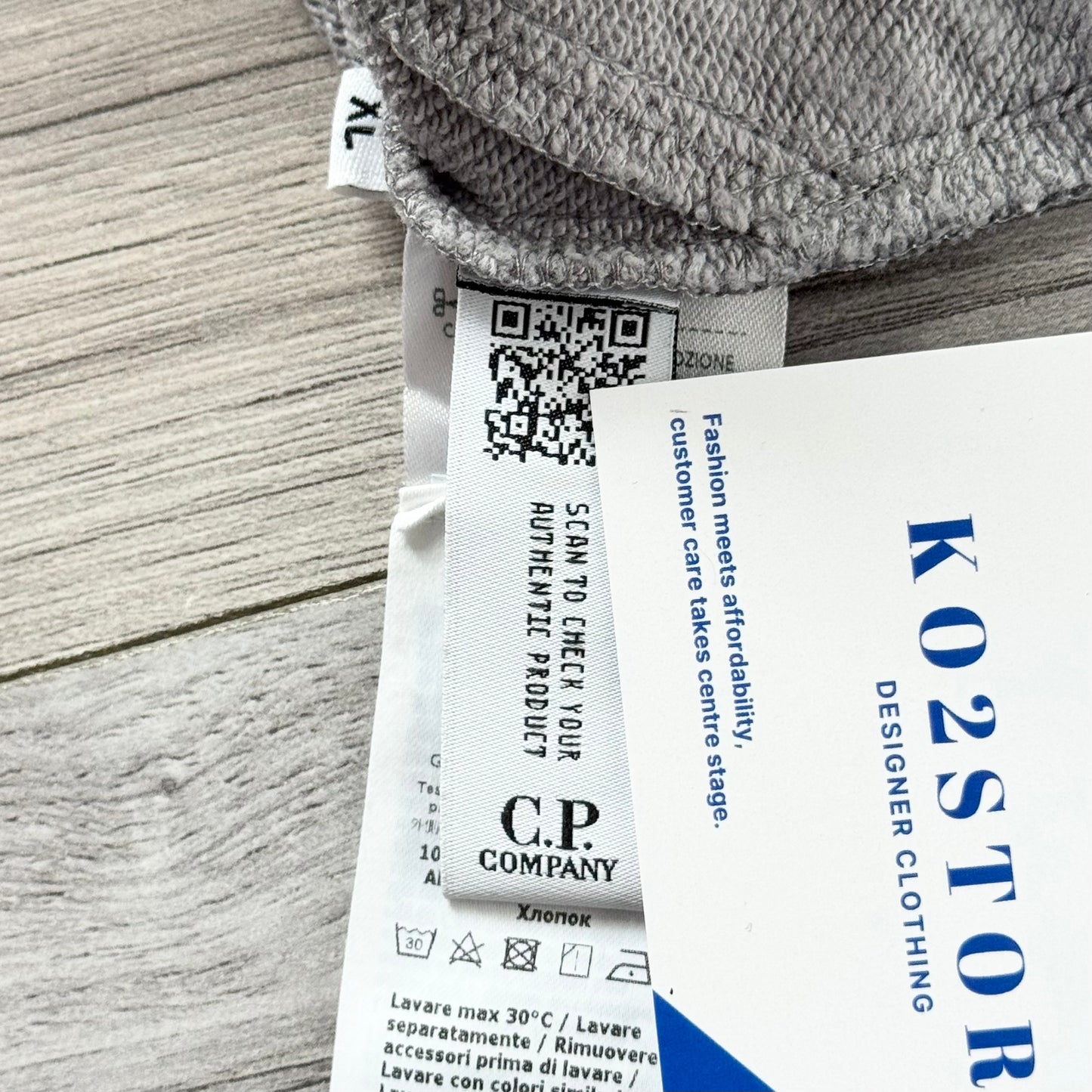 CP Company Full Zip Goggle Hoodie - XL ptp23.5”