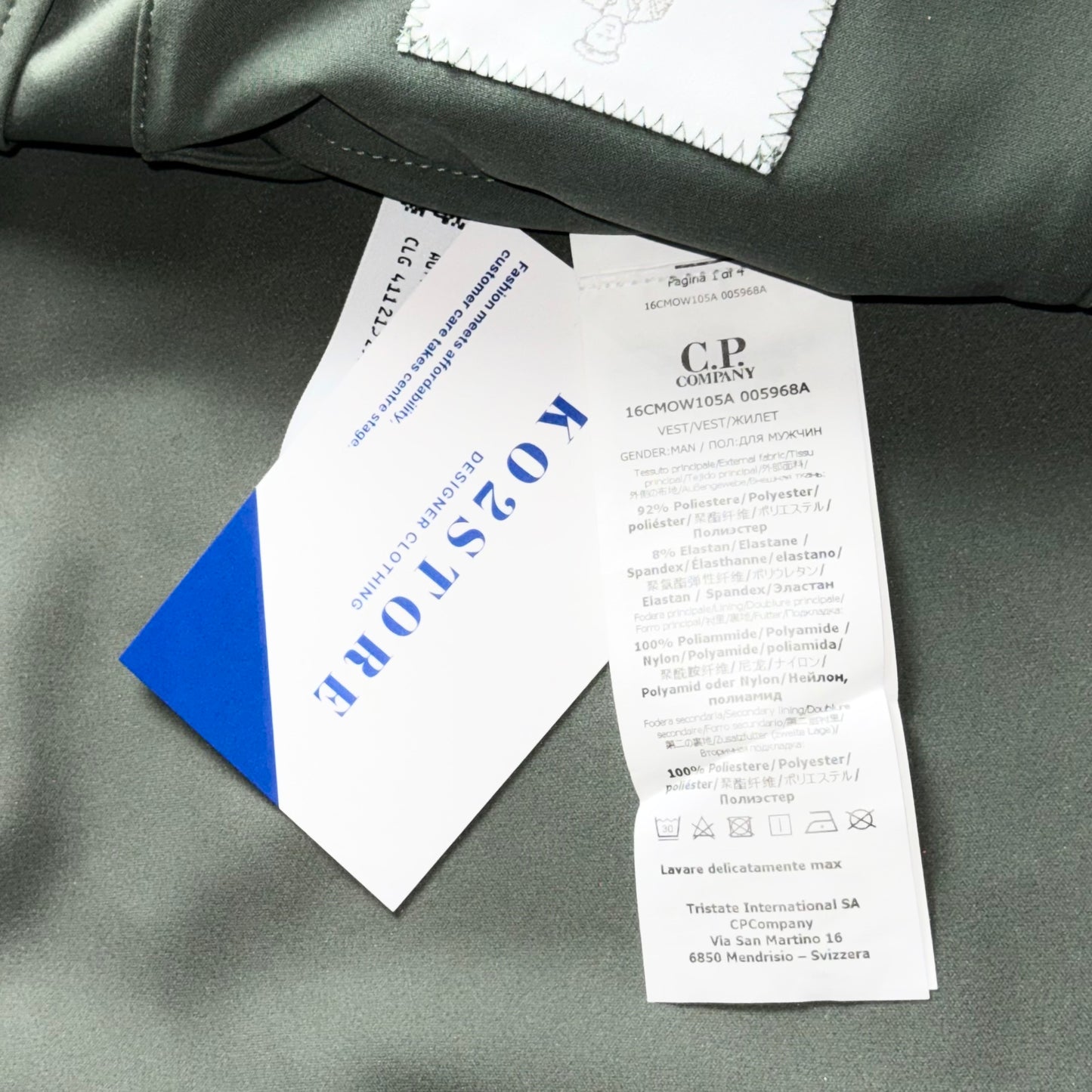 CP Company Shell-R Full Zip Lens Gilet - XL ptp22.5”