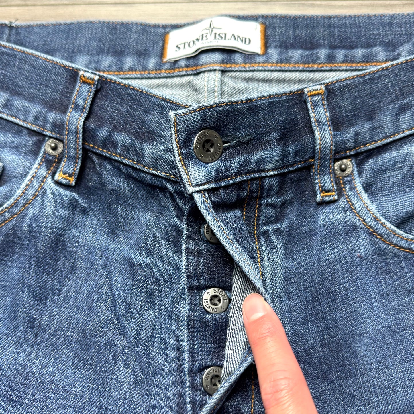 Stone Island Badge Jeans - 34W 30L