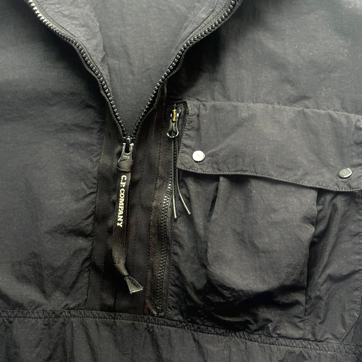 CP Company Flatt Nylon Half Zip Lens Smock - XL ptp24”