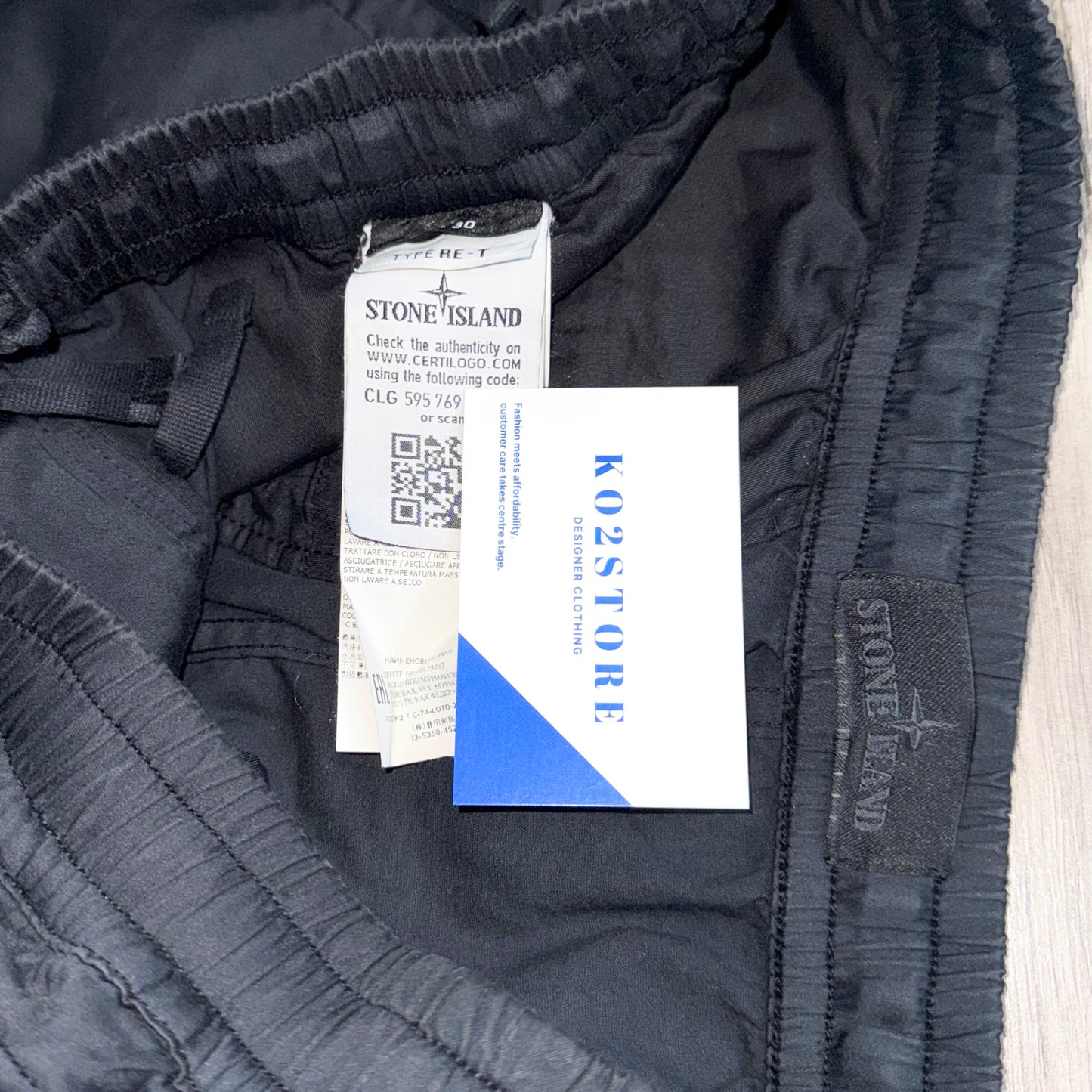 Stone Island Ghost Badge Cargo Trousers - 30W 29L