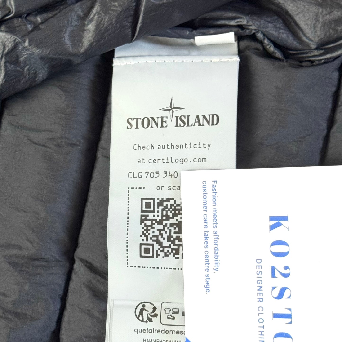 Stone Island Loom Woven Chambers R-Nylon Down-TC Full Zip Badge Jacket - Small ptp20.5”