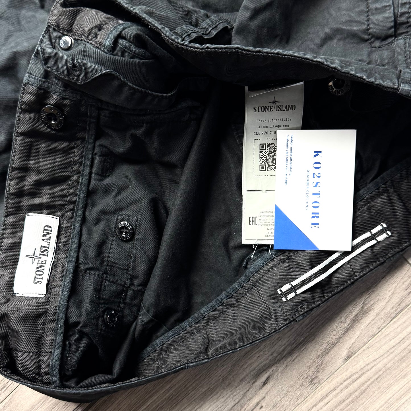 Stone Island Badge Cargo Trousers - 38W 32L