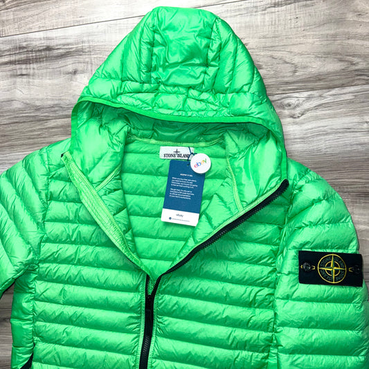 Stone Island Loom Woven Chambers R-Nylon Down-TC Full Zip Badge Jacket - Small ptp20.5”