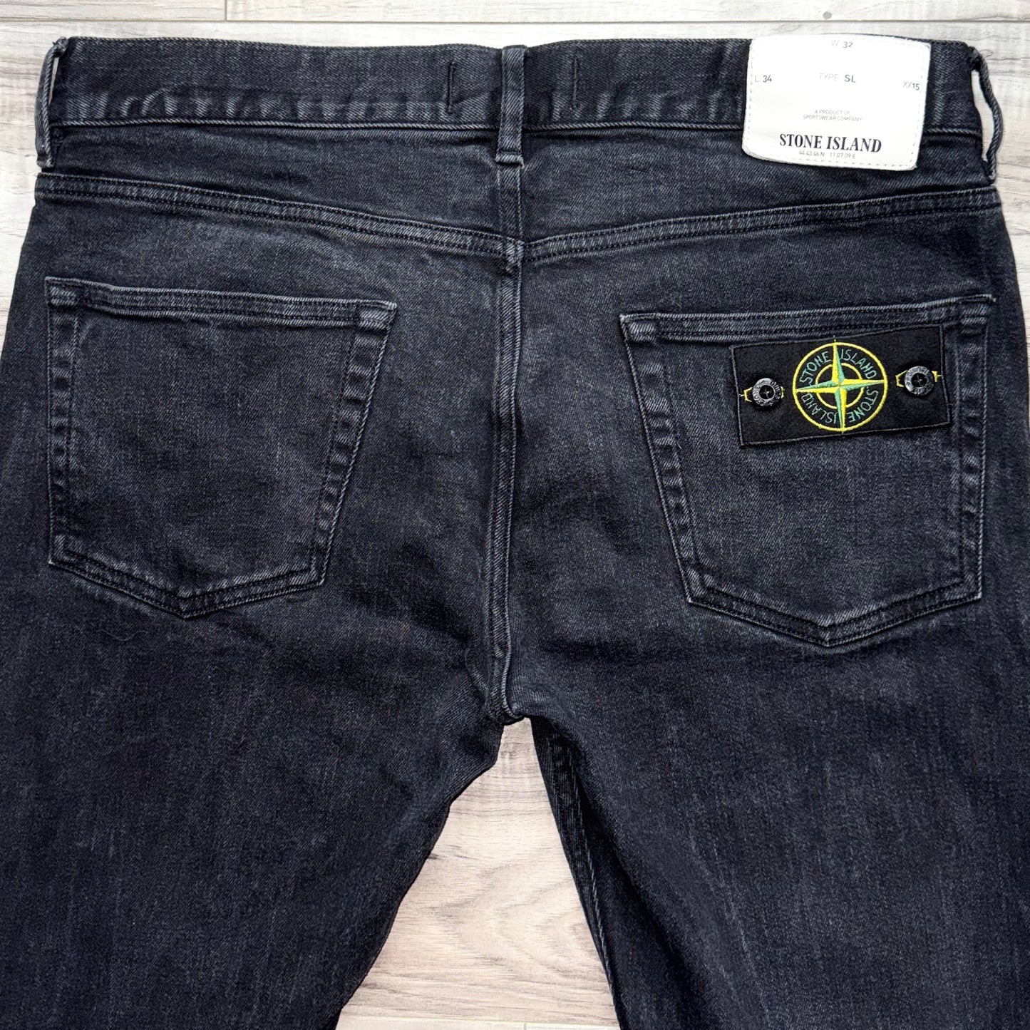 Stone Island Badge Jeans - 32W 32L