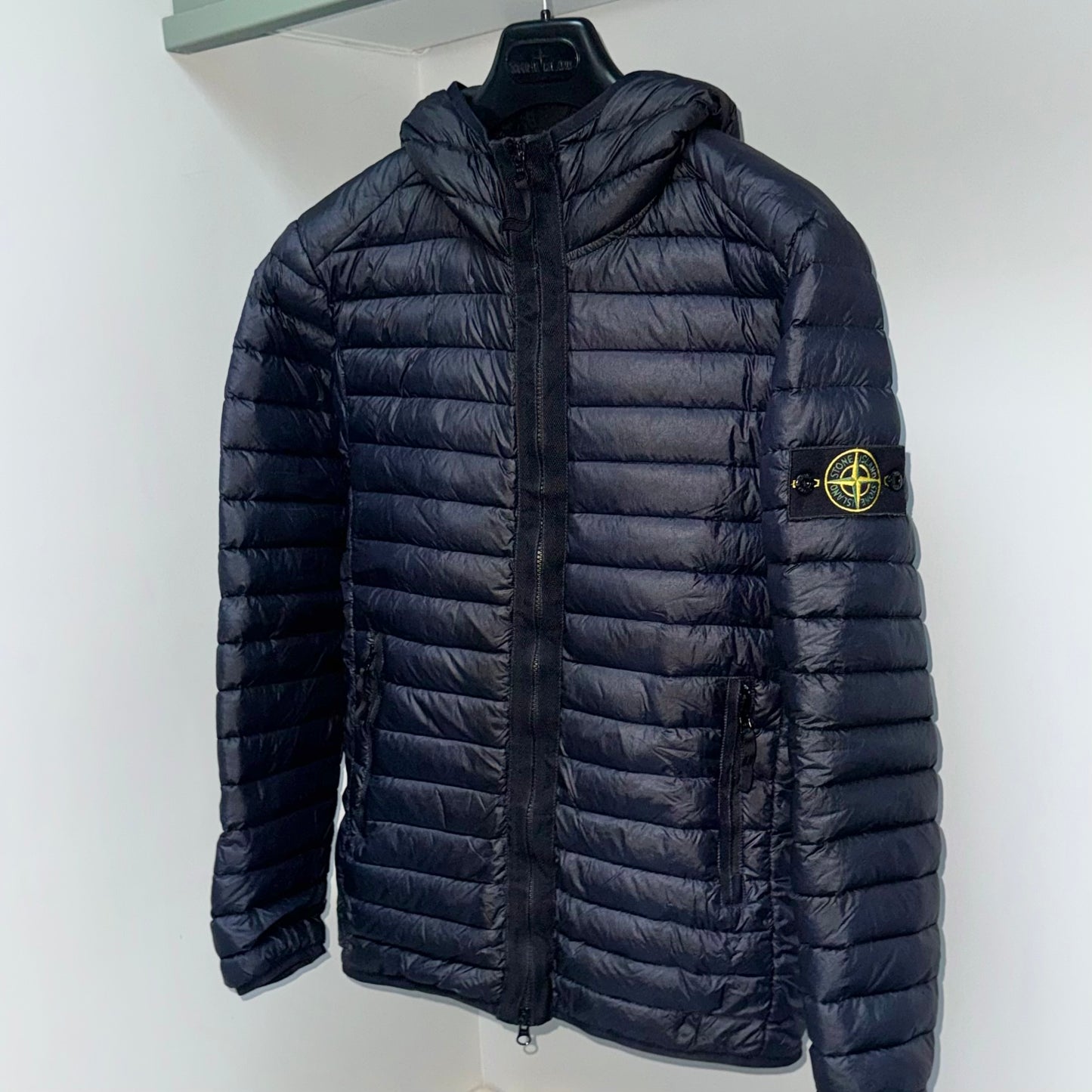 Stone Island Loom Woven Chambers R-Nylon Down-TC Full Zip Badge Jacket - Small ptp20.5”