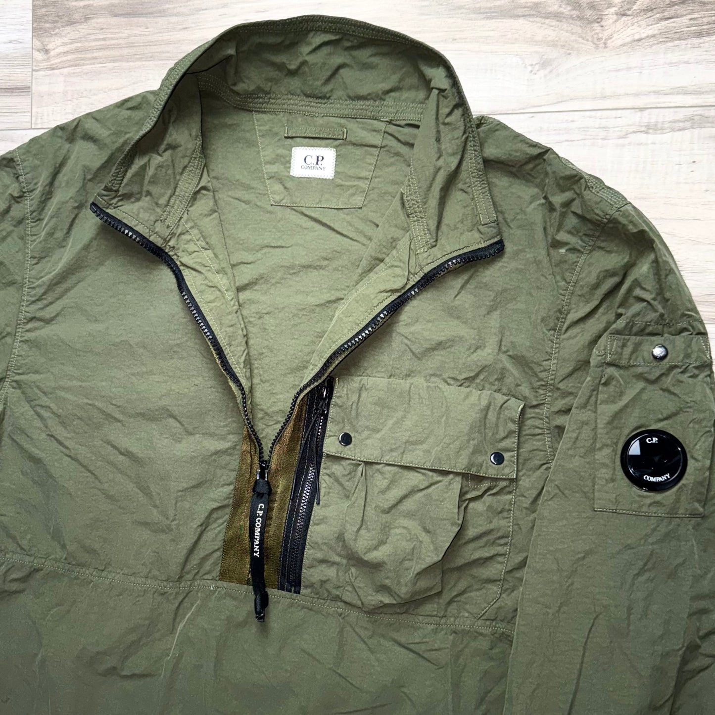 CP Company Flatt Nylon Half Zip Lens Smock - Large ptp22”