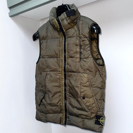 Stone Island Garment Dyed Crinkle Reps NY Down Badge Gilet - Small ptp20"