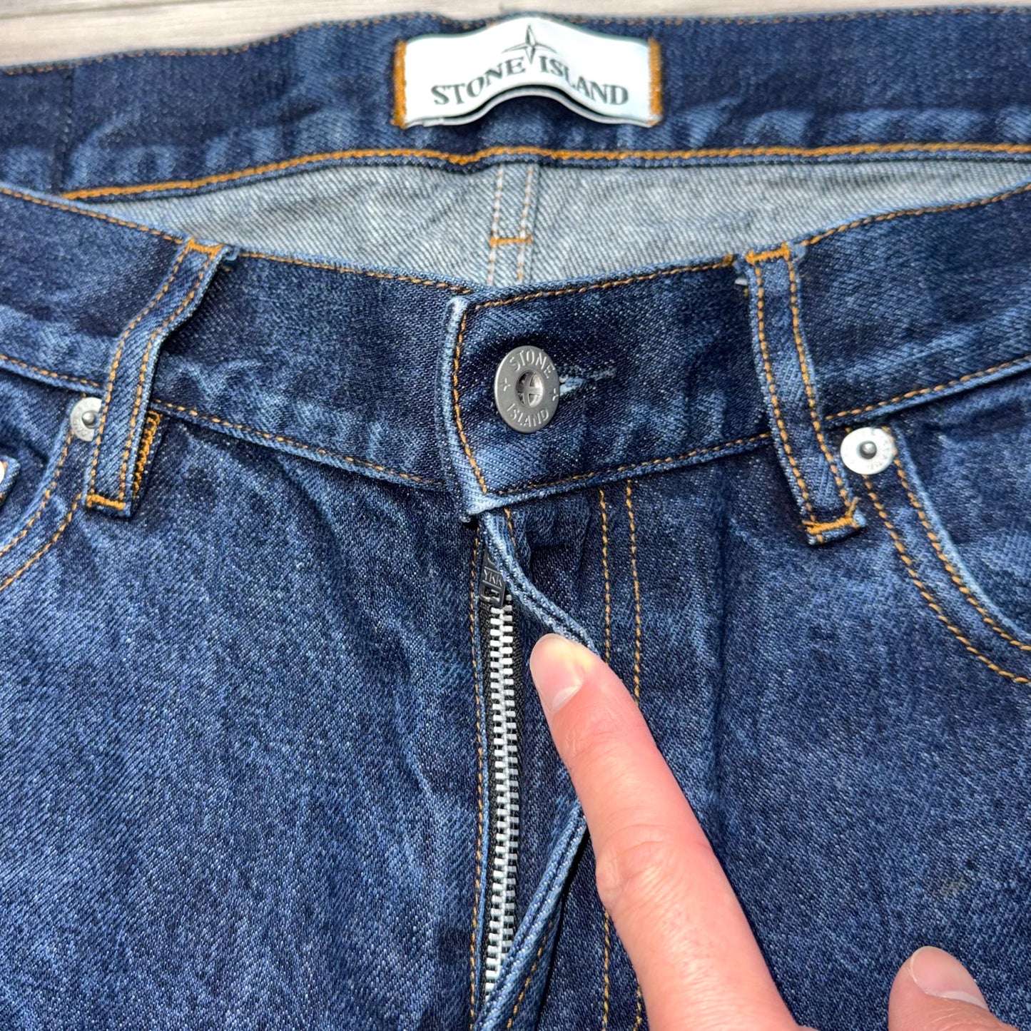 Stone Island Badge Jeans - 32W 32L