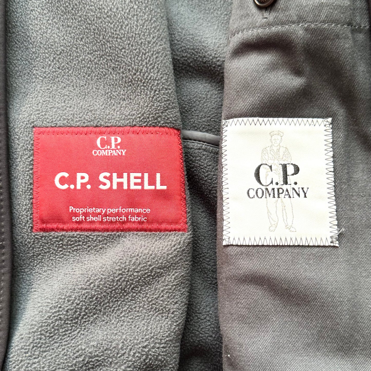CP Company Soft Shell Full Zip Lens Jacket - XL ptp23”