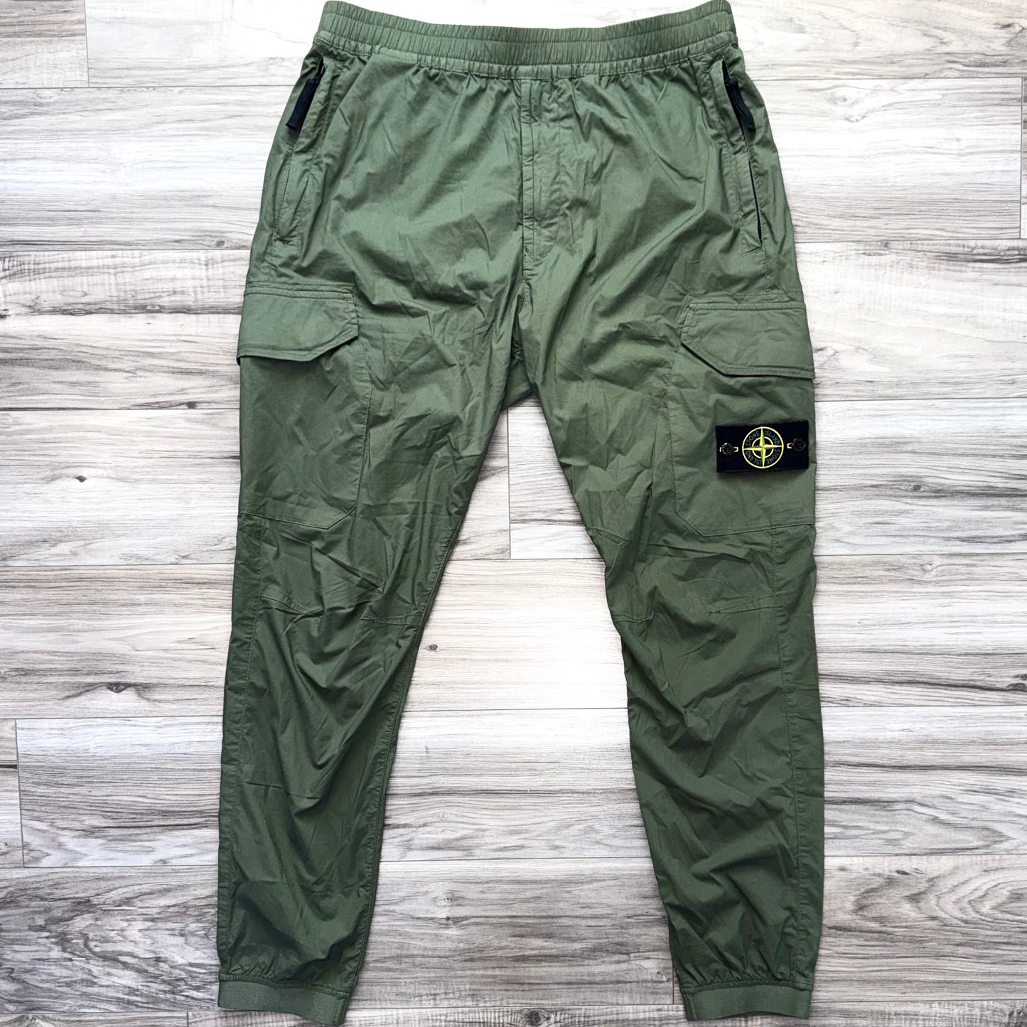Stone Island Badge Cargo Trousers - 34W 34L