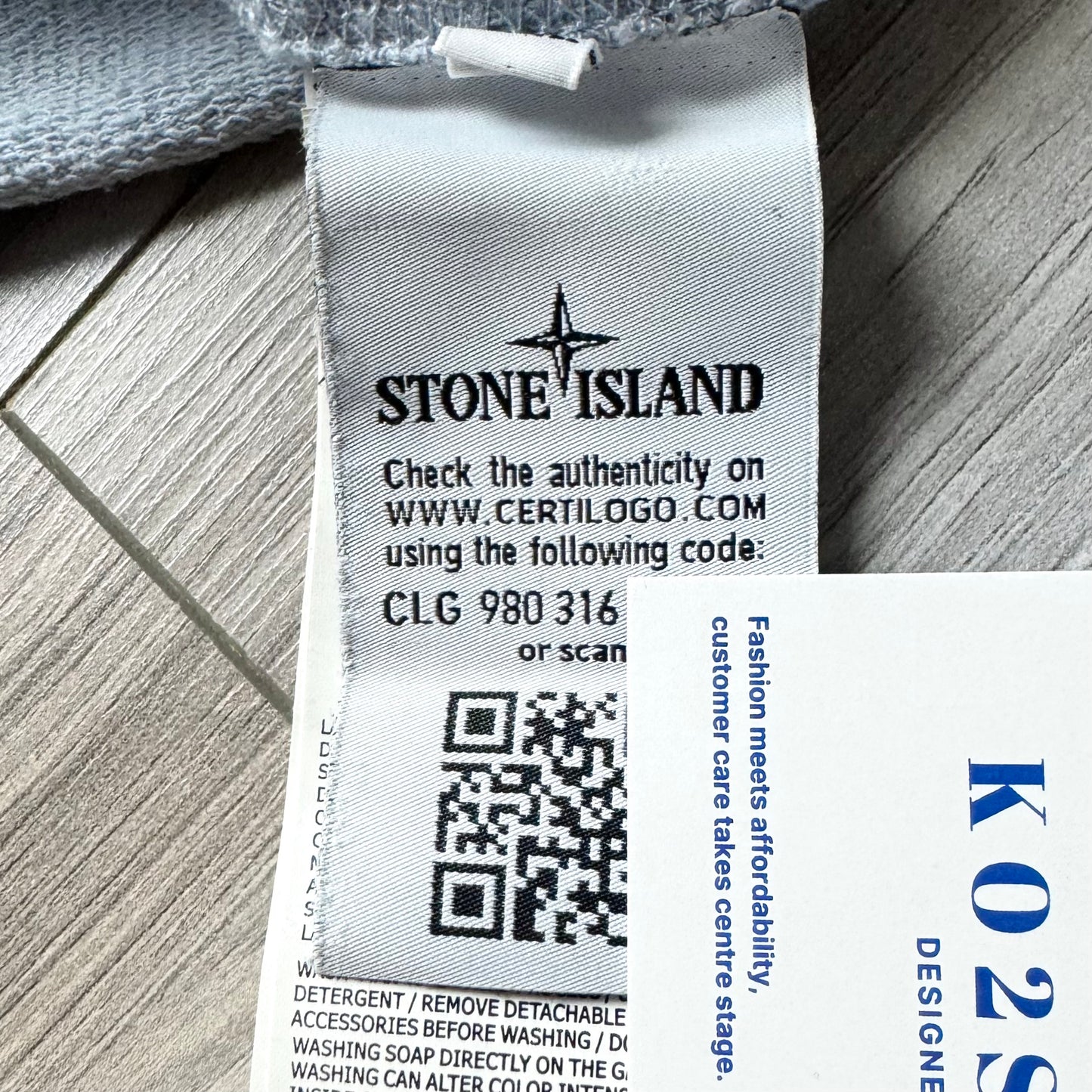 Stone Island Pullover Badge Sweatshirt - XXL ptp24.5”
