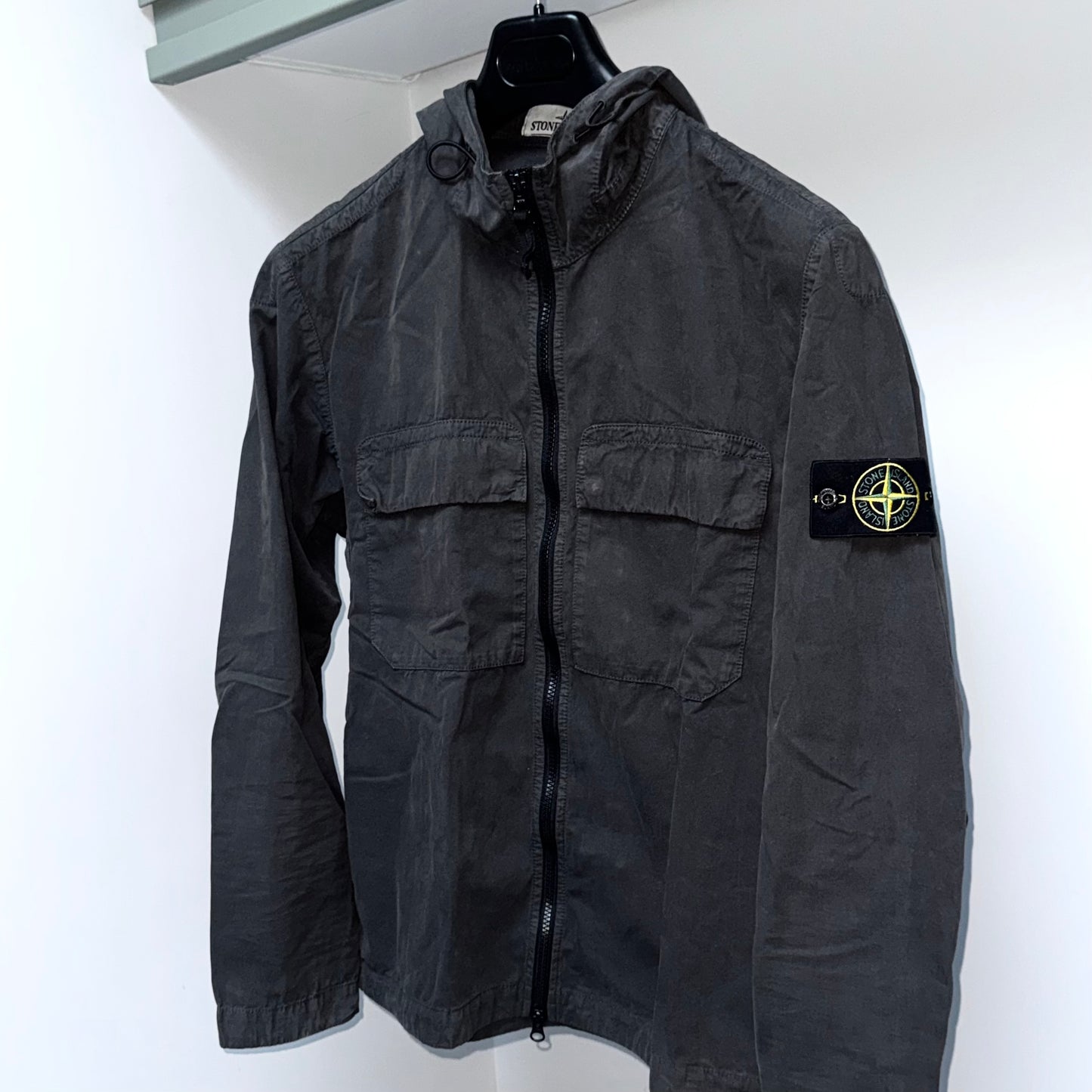 Stone Island Hooded Brushed Cotton Canvas Full Zip Badge Overshirt - Medium ptp21”
