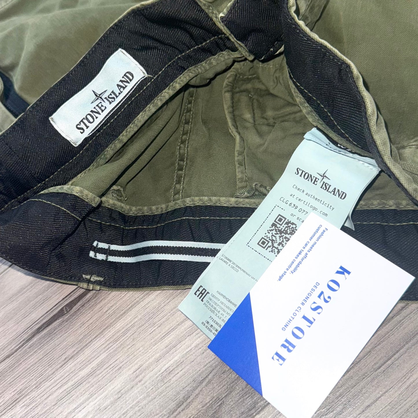 Stone Island Badge Cargo Trousers - 29W 30L