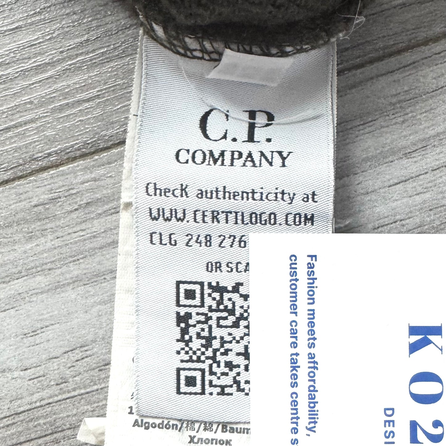 CP Company Pullover Lens Hoodie - Medium ptp20.5”