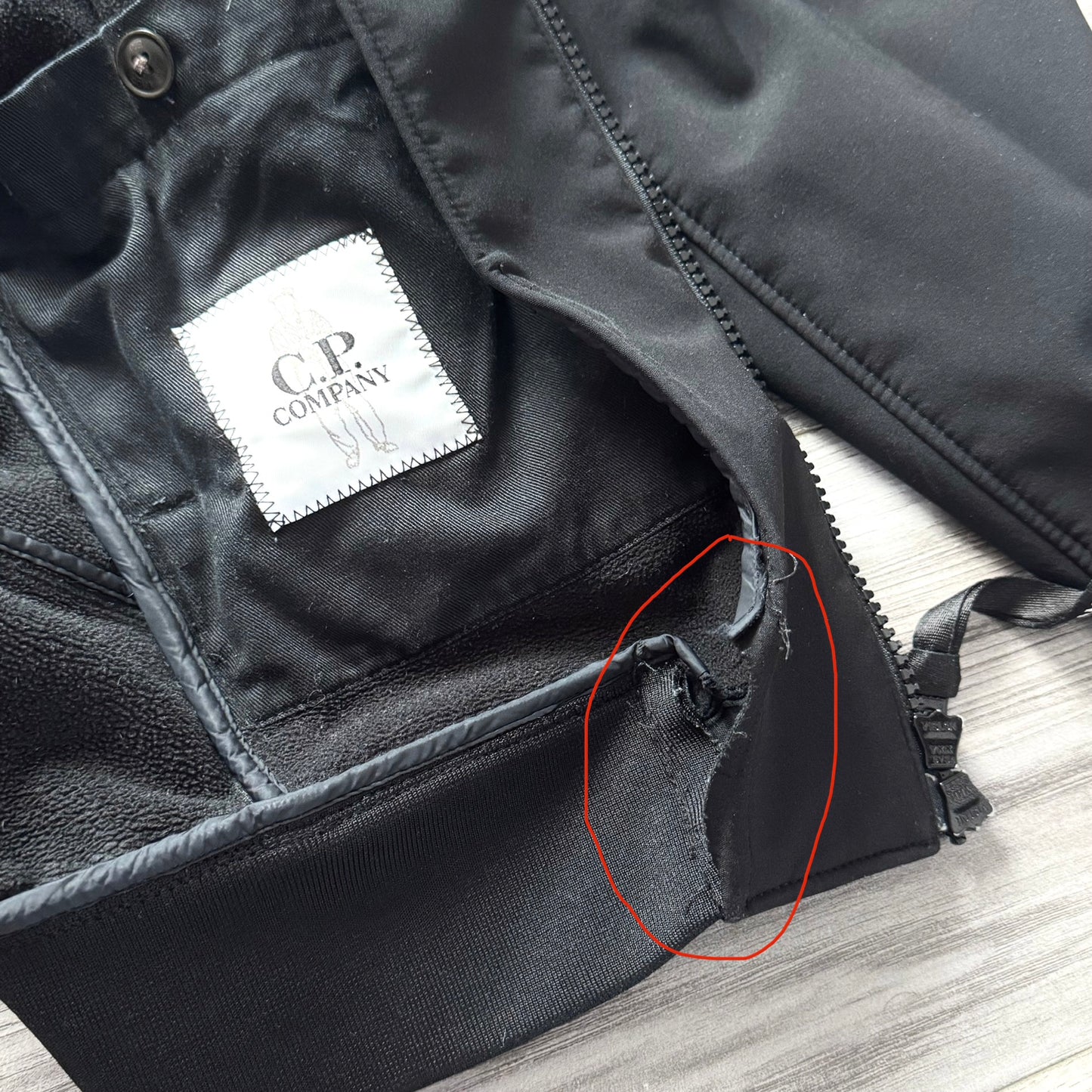 CP Company Shell-R Full Zip Lens Jacket - Small ptp20.5”