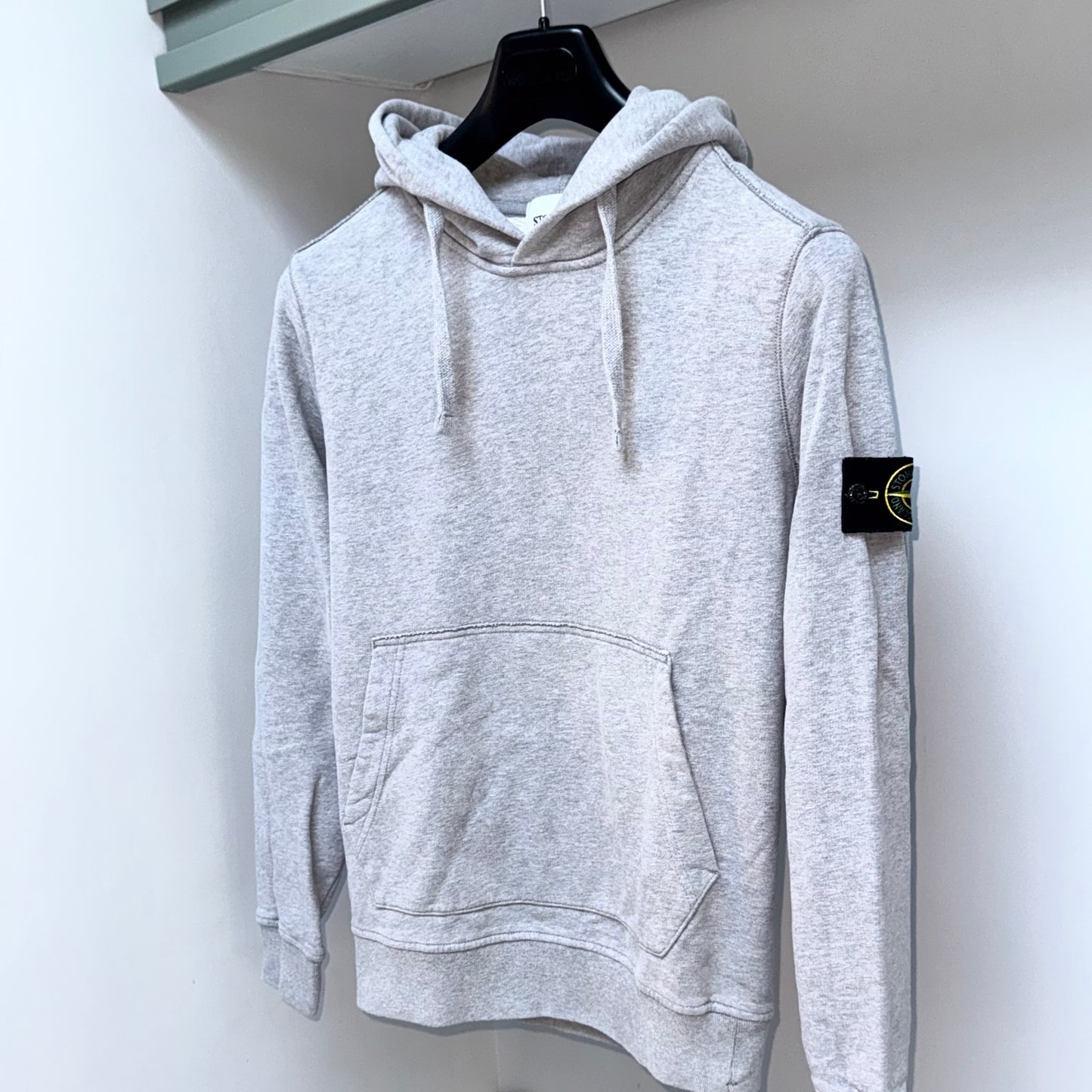 Stone Island Pullover Badge Hoodie - Small ptp19.5”