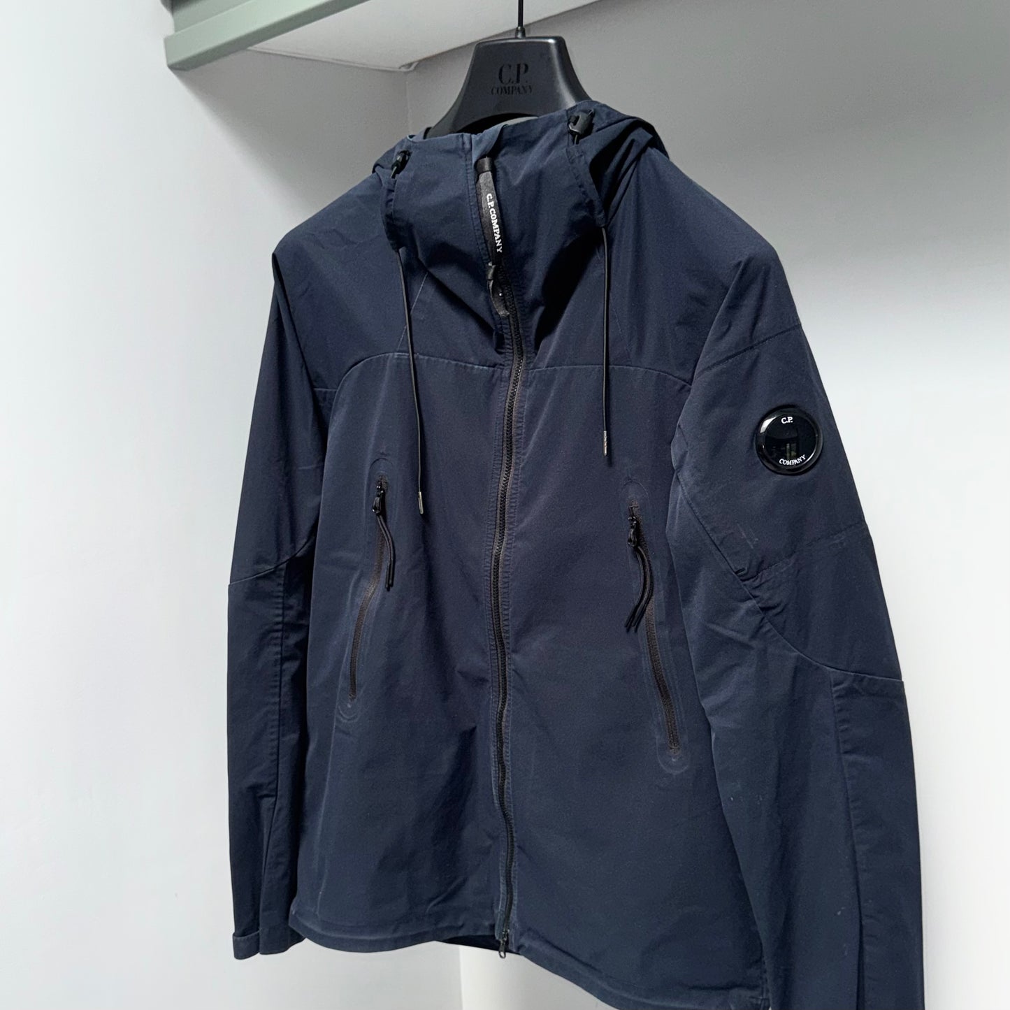 CP Company Lightweight Pro-Tek Full Zip Lens Jacket - Small ptp20"
