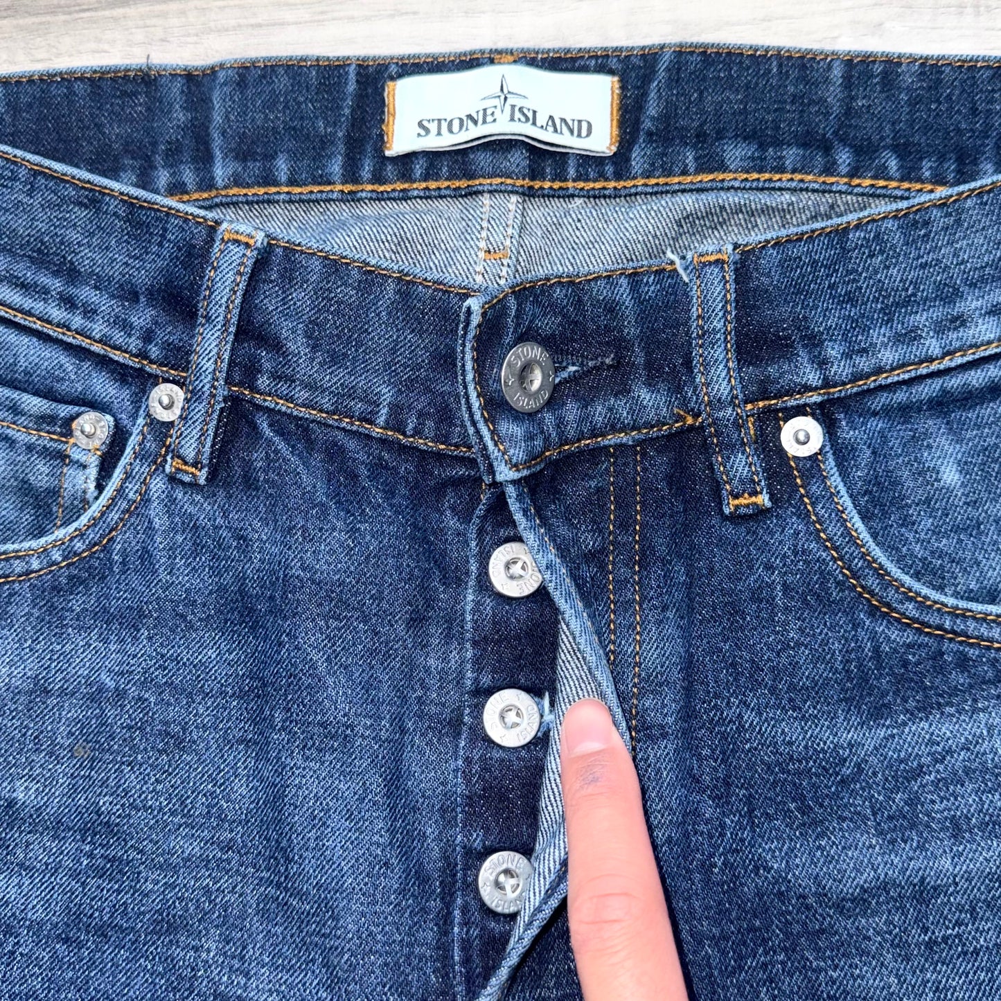 Stone Island Badge Jeans - 30W 28L