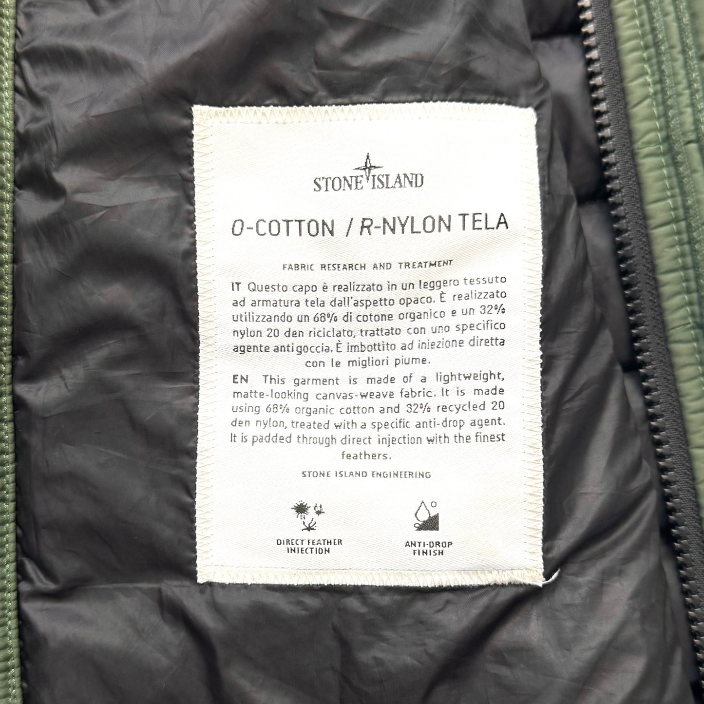 Stone Island O-Cotton / R-Nylon Tela Full Zip Badge Jacket - Small ptp20.5”