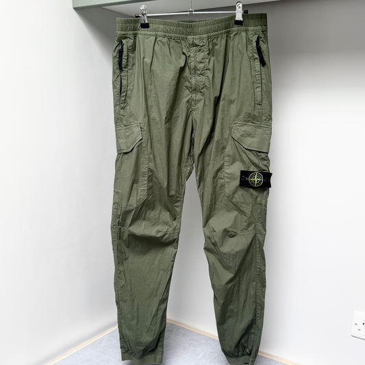 Stone Island Green Stretch Cotton Cargo Trousers - 34W 29L Regular Tapered Fit