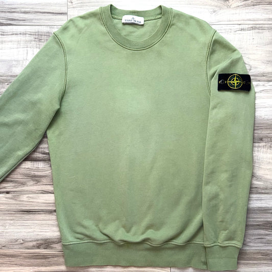 Stone Island Pullover Badge Sweatshirt - Medium ptp20.5”