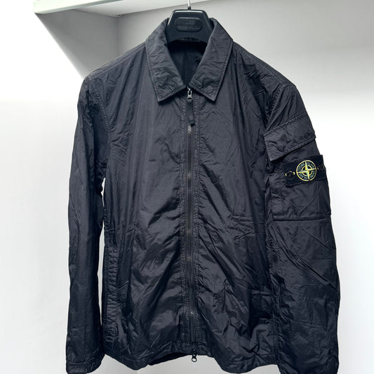 Stone Island Black Garment Dyed Crinkle Reps Full Zip Badge Overshirt - Small ptp21”