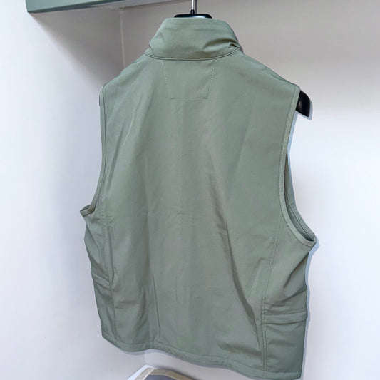 CP Company Shell-R Full Zip Lens Gilet - Medium ptp21.5”