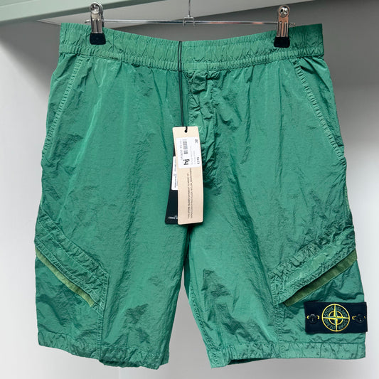 Stone Island Green Nylon Metal Econyl Bermuda Cargo Shorts - 32W Comfort Fit
