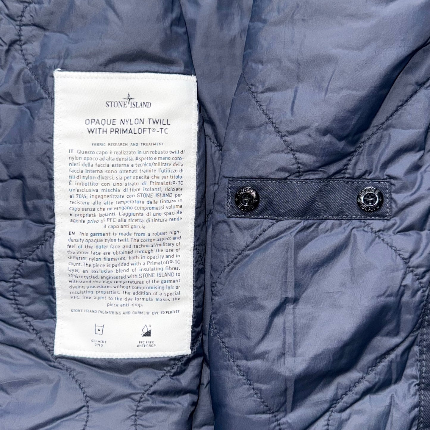 Stone Island Opaque Nylon Twill With Primaloft-TC Full Zip Badge Jacket - Large ptp23.5”