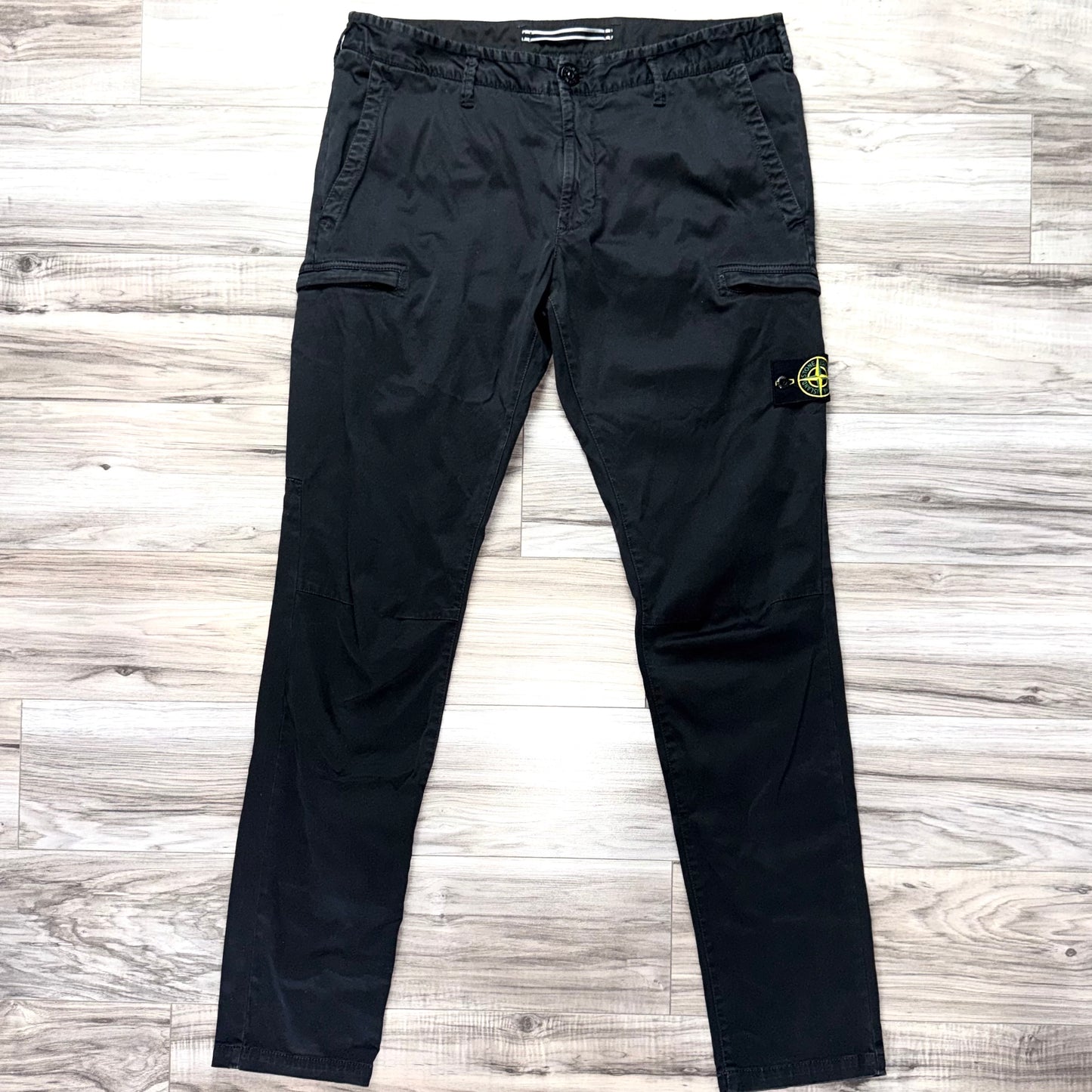 Stone Island Badge Cargo Trousers - 36W 34L