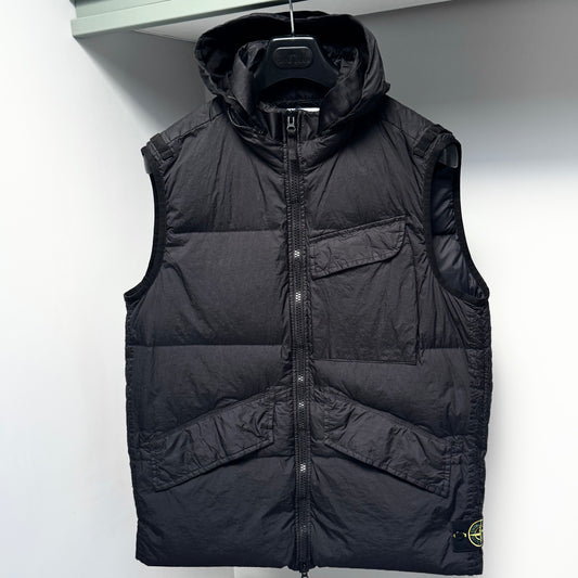 Stone Island Black Garment Dyed Crinkle Reps NY Down Full Zip Gilet - Large ptp23”