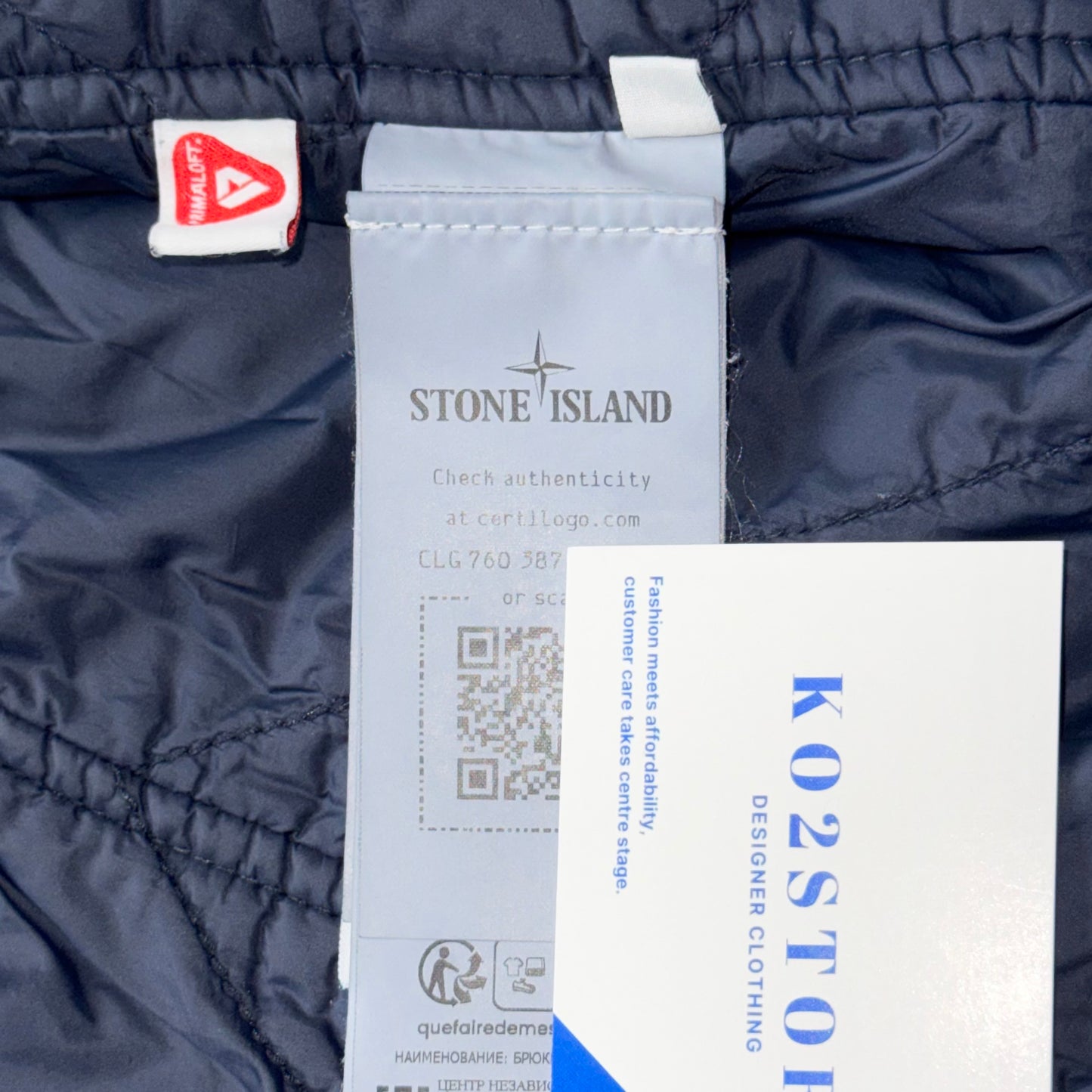 Stone Island Opaque Nylon Twill With Primaloft-TC Full Zip Badge Jacket - Large ptp23.5”