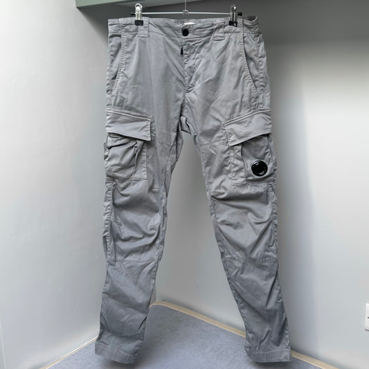 CP Company Griffin Grey Stretch Sateen Lens Cargo Trousers - 32W 30L Ergonomic Fit