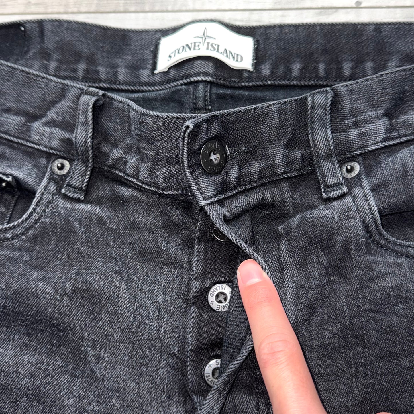 Stone Island Badge Jeans - 32W 32L