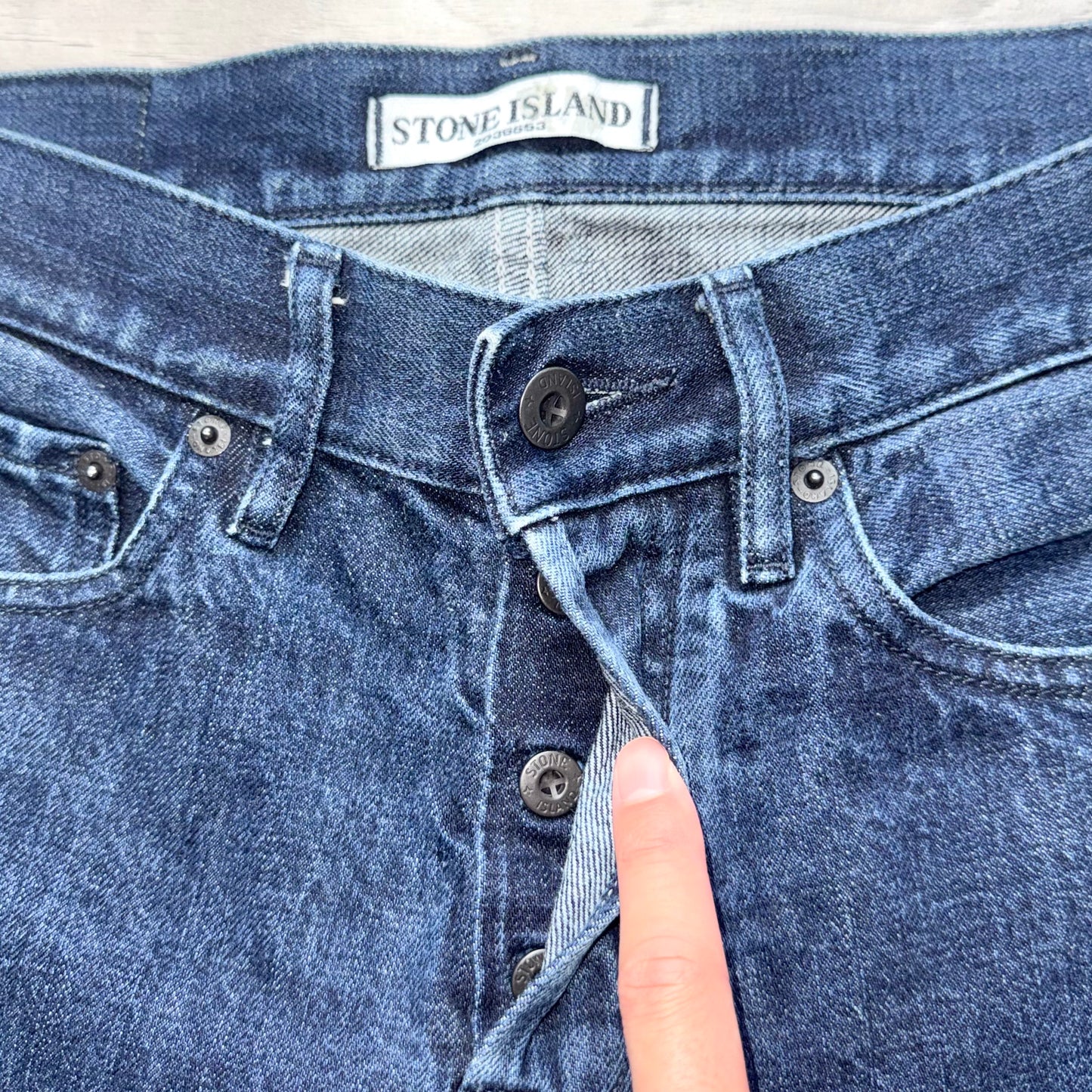 Stone Island Badge Jeans - 30W 29L