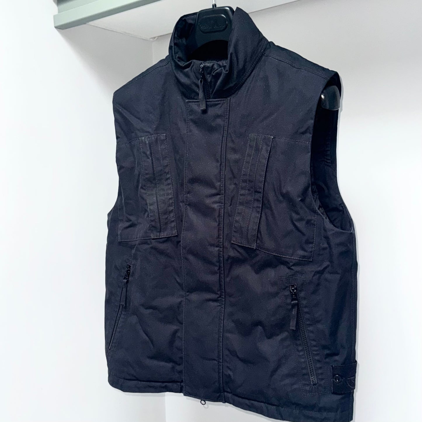 Stone Island O-Ventile Down Ghost Piece Badge Gilet - Medium ptp22”