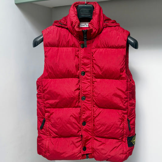 Stone Island Red Garment Dyed Crinkle Reps NY Down Full Zip Gilet - Medium