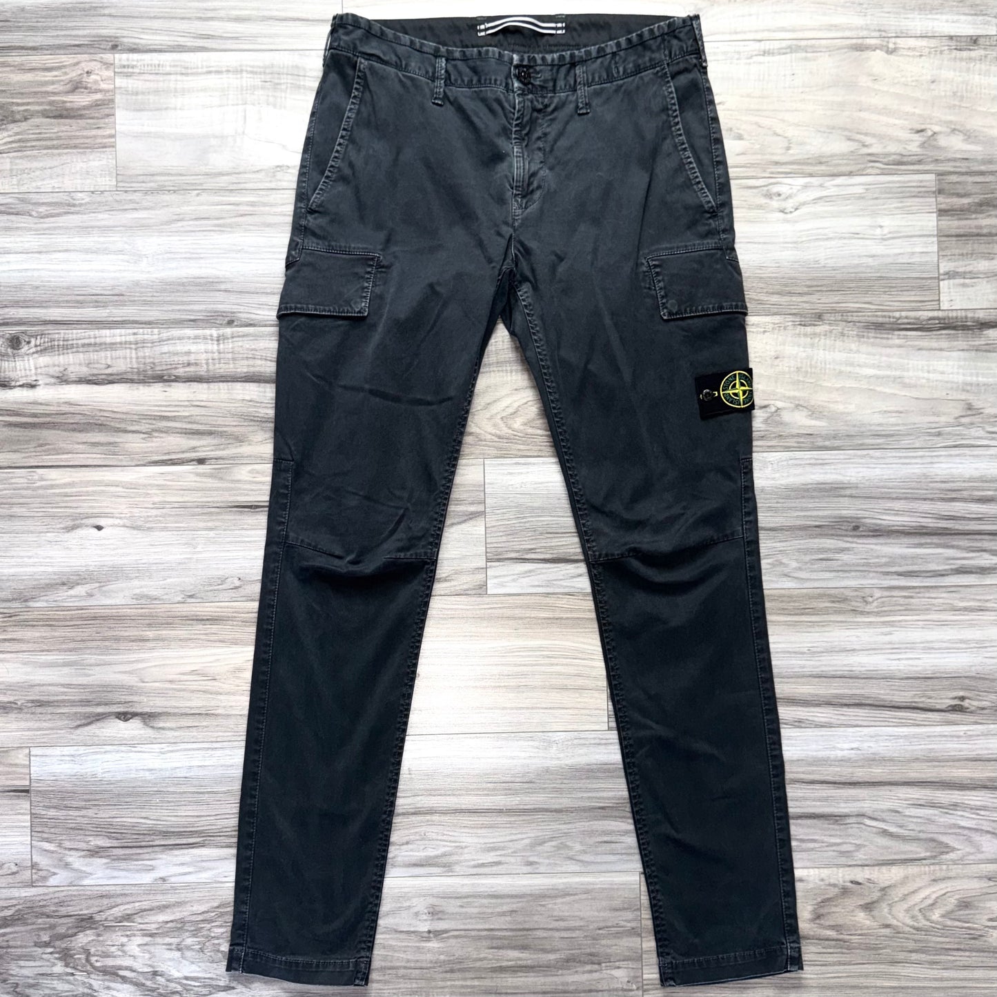 Stone Island Badge Cargo Trousers - 33W 34L