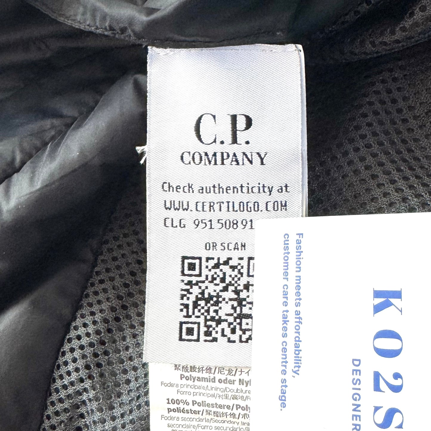 CP Company Shell Hybrid Padded Full Zip Lens Jacket - Medium ptp21”