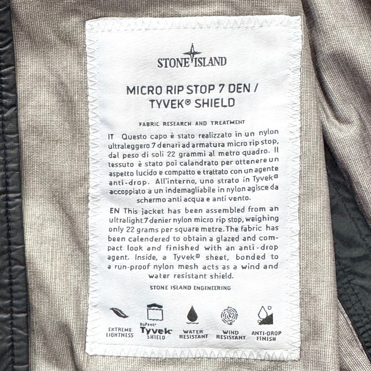 Stone Island Micro Rip Stop 7 Den / Tyvek Shield Badge Jacket - Medium ptp21.5"