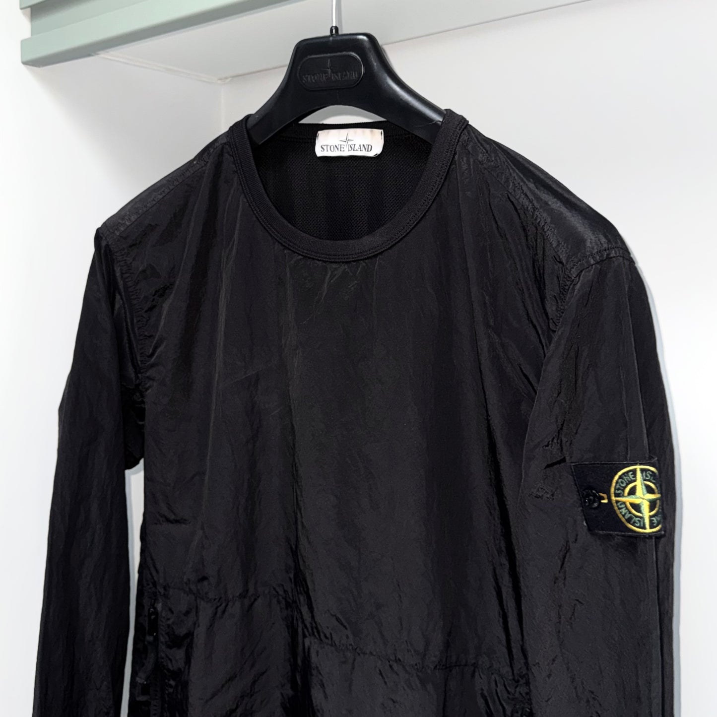 Stone Island Nylon Metal Pullover Badge Sweatshirt - Medium ptp23”