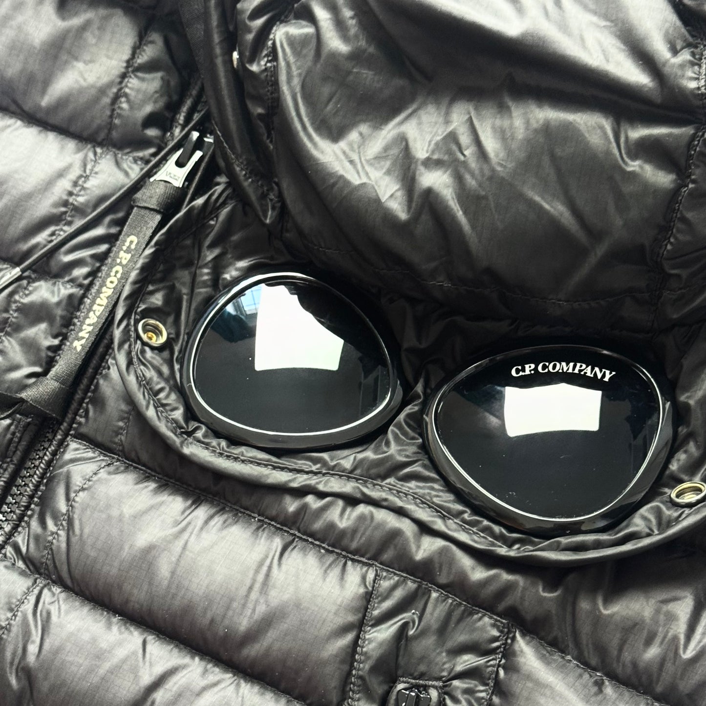 CP Company DD Shell Full Zip Goggle Gilet - Small ptp20.5”